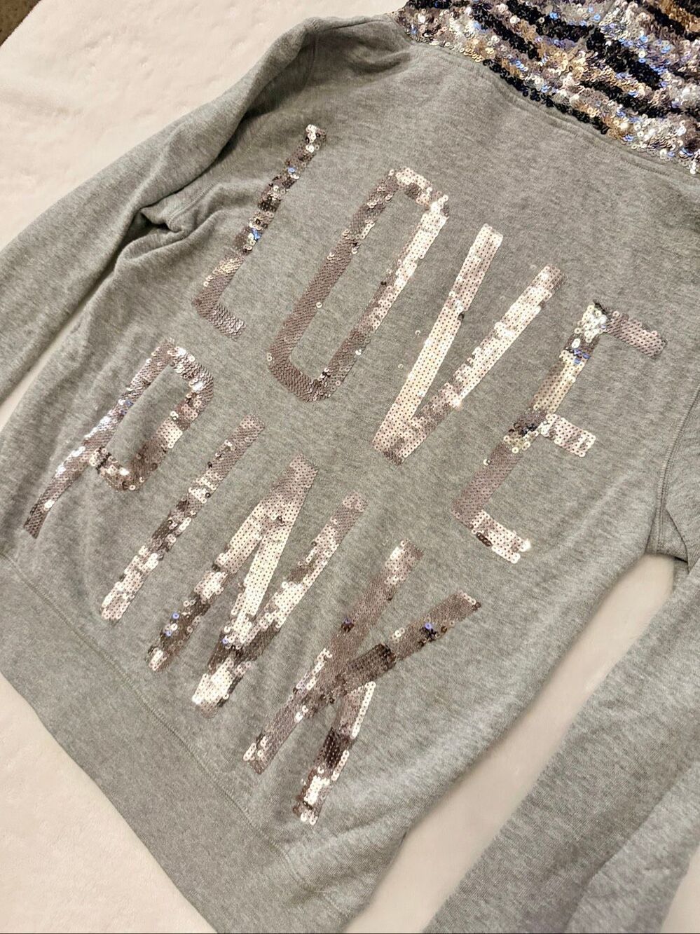 PINK Victoria’s Secret Gray Sequin Zebra Hood Zip-Up Hoodie XS - Y2K - Picture 9 of 10